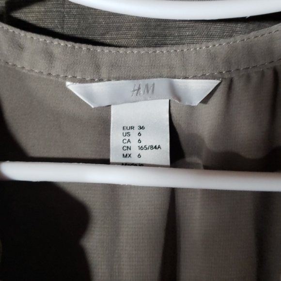 H&M Dress - Picture 4 of 4